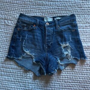 Celebrity Pink beach babe Medium Wash Distressed Jean Shorts